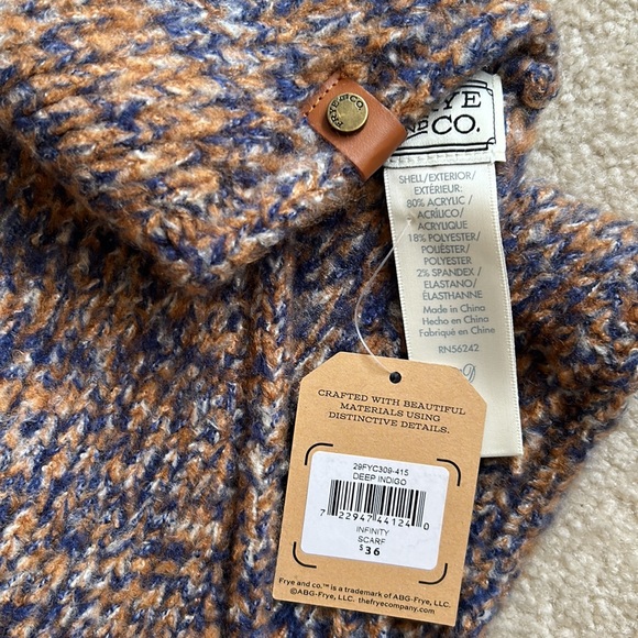 Frye and Co. Infinity Scarf NWT - Picture 3 of 3